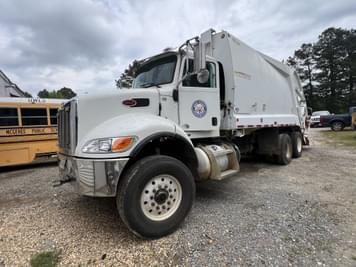 Main image Peterbilt 348