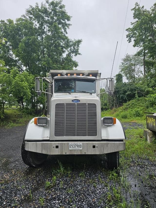 Image of Peterbilt 365 equipment image 1