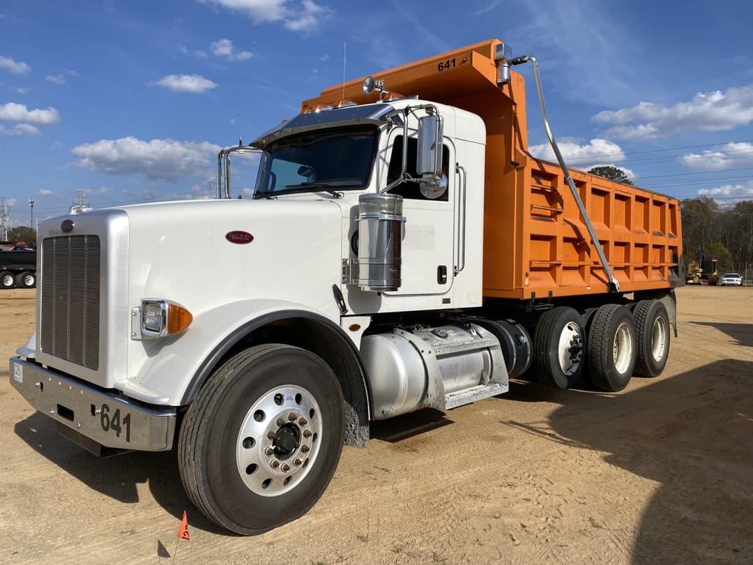 Image of Peterbilt 367 Primary image