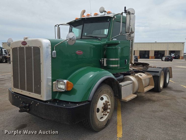 2018 Peterbilt 367 Equipment Image0