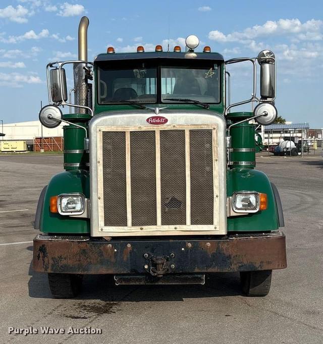 Image of Peterbilt 367 equipment image 1