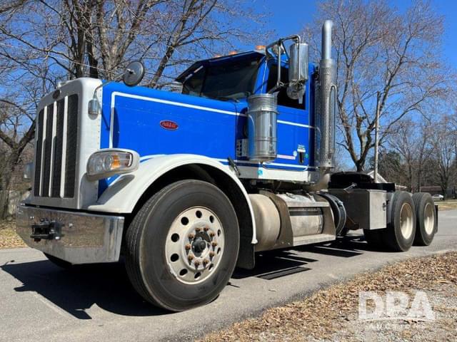Image of Peterbilt 389 equipment image 1