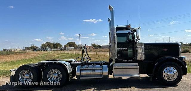 Image of Peterbilt 389 equipment image 3