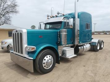 Main image Peterbilt 389