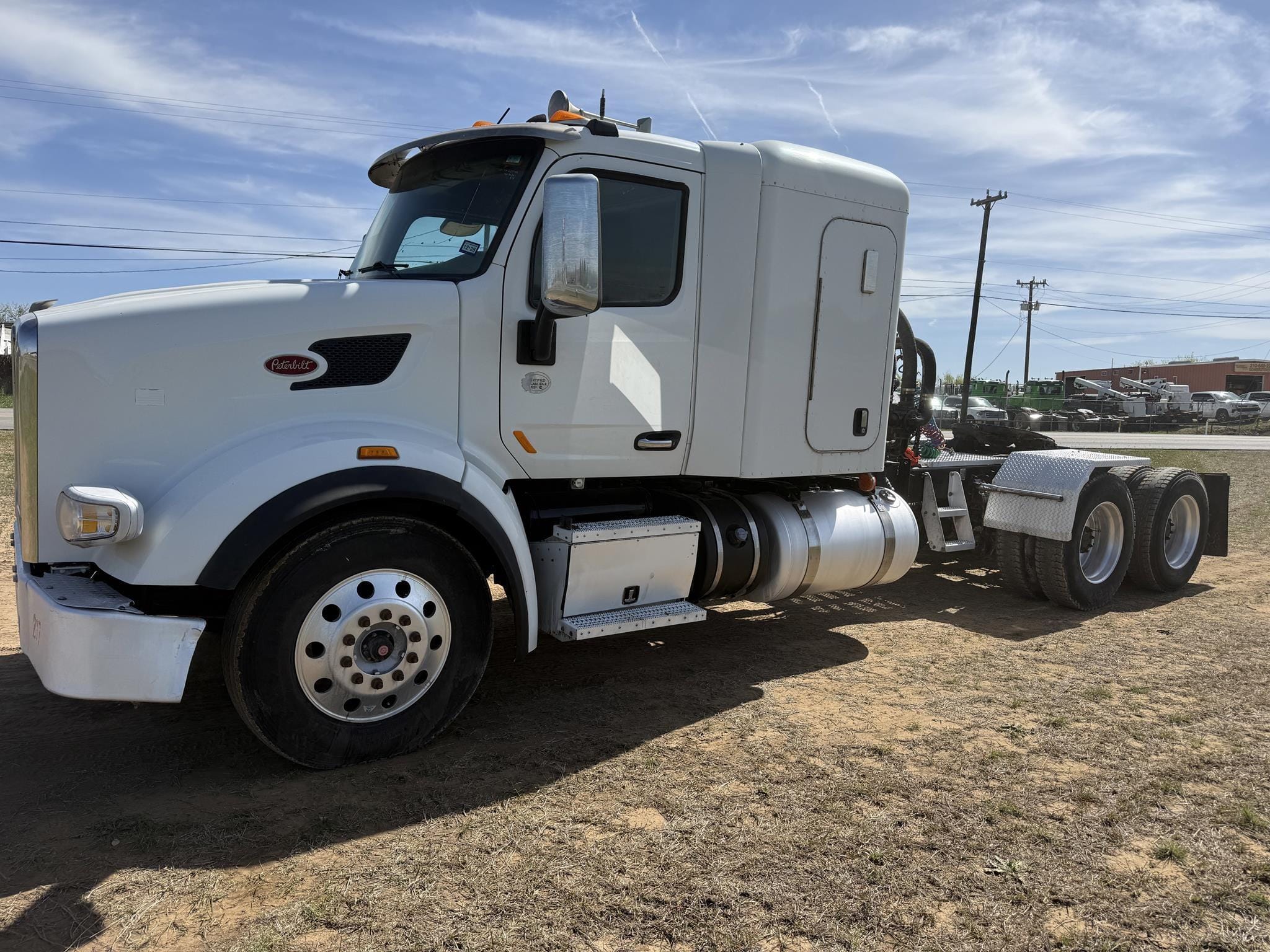 2018 Peterbilt 567 Equipment Image0