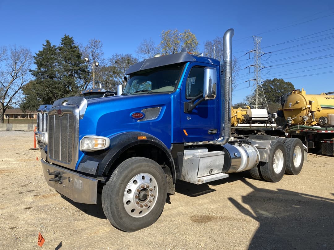 Image of Peterbilt 567 Primary image