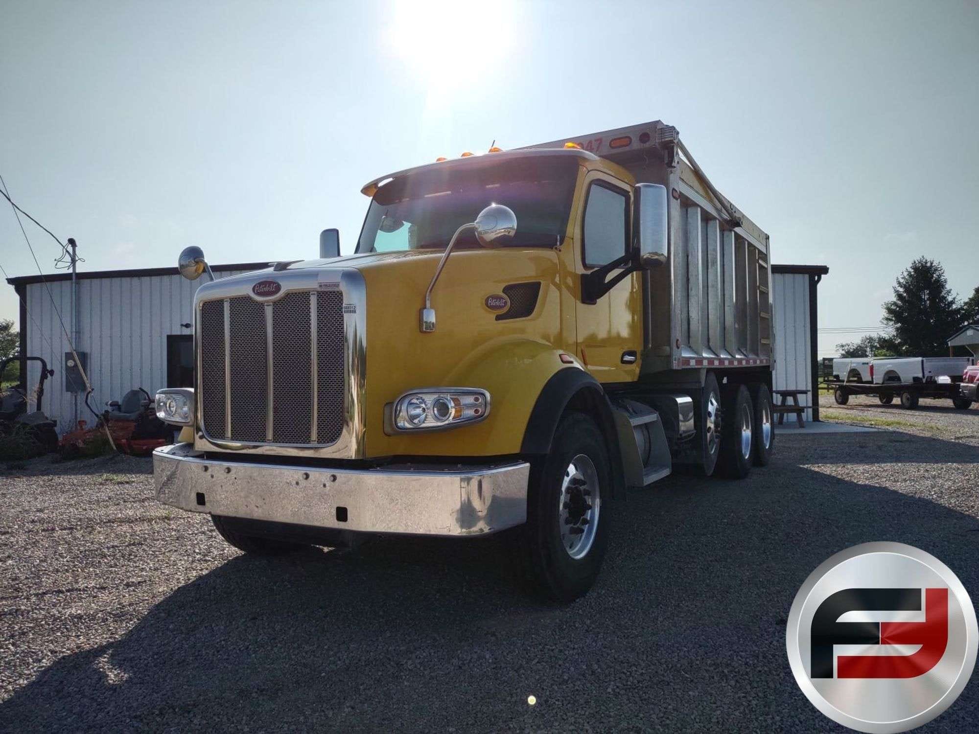 2018 Peterbilt 567 Equipment Image0