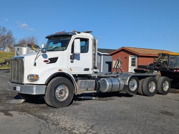Main image Peterbilt 567