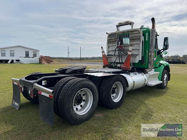 Image of Peterbilt 579 equipment image 3