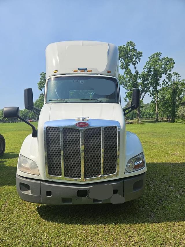 Image of Peterbilt 579 equipment image 1