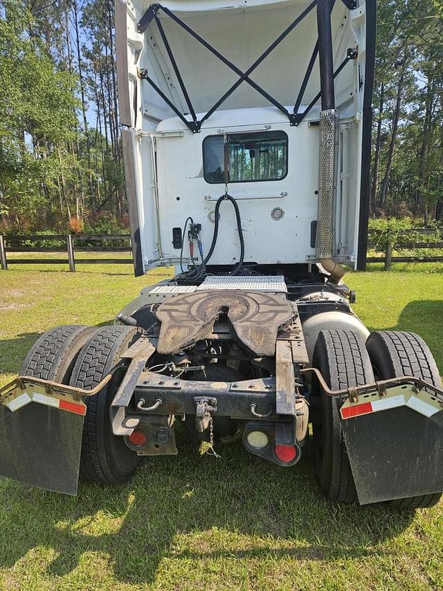 Image of Peterbilt 579 equipment image 3