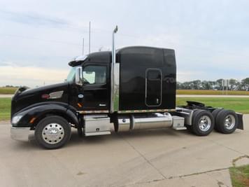 Main image Peterbilt 579