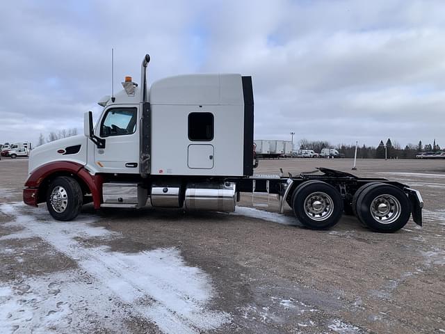 Image of Peterbilt 579 equipment image 1