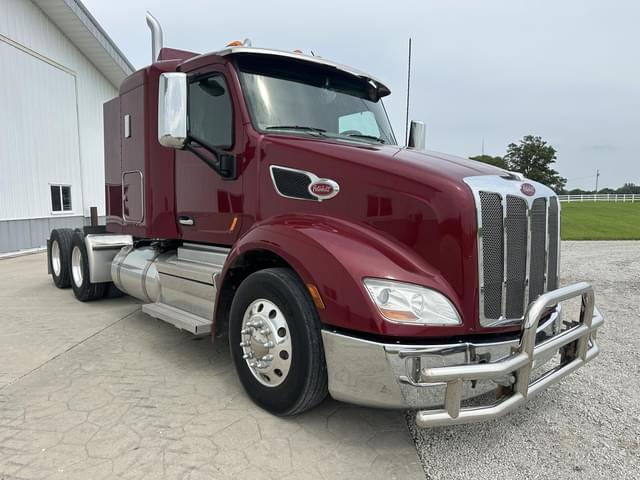 Image of Peterbilt 579 equipment image 2