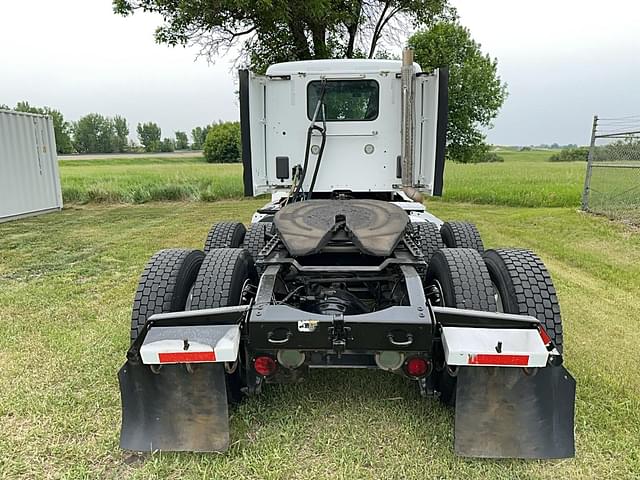 Image of Peterbilt 579 equipment image 4