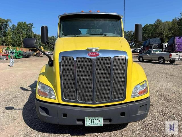 Image of Peterbilt 579 equipment image 1
