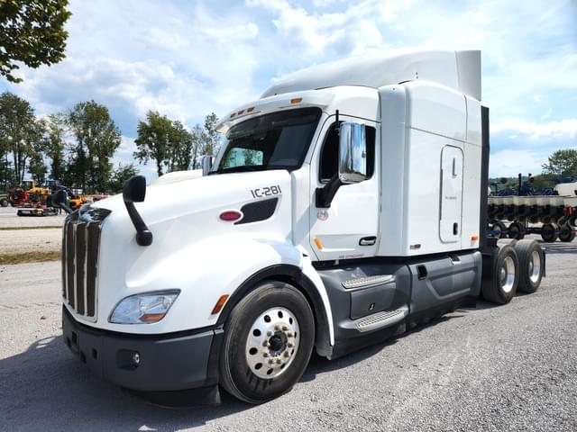 Image of Peterbilt 579 equipment image 1