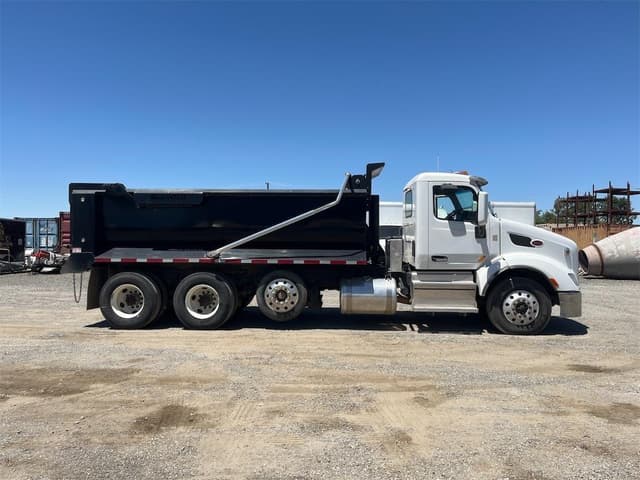 Image of Peterbilt 579 equipment image 3