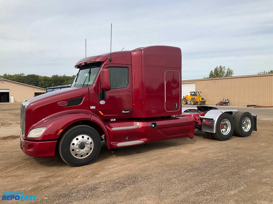 Image of Peterbilt 579 Primary image