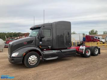 Main image Peterbilt 579