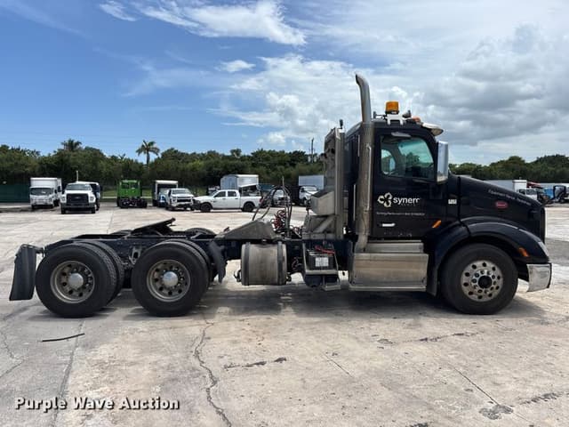 Image of Peterbilt 579 equipment image 3