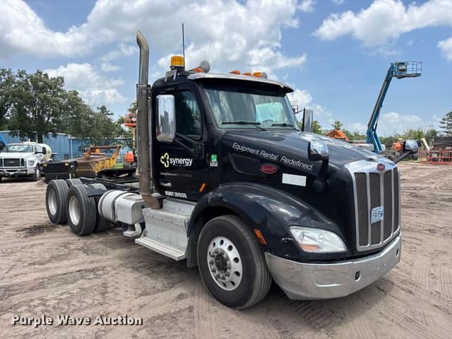 Image of Peterbilt 579 equipment image 2