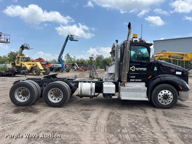Image of Peterbilt 579 equipment image 3