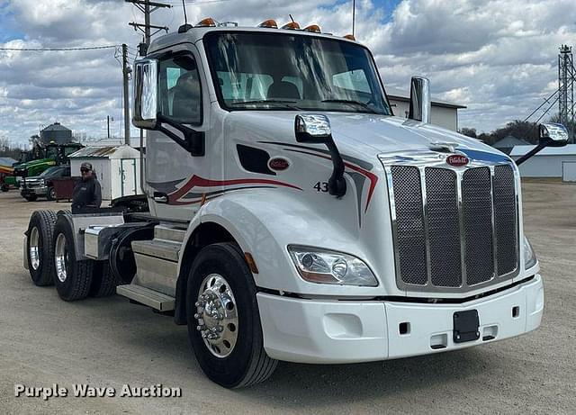 Image of Peterbilt 579 equipment image 2