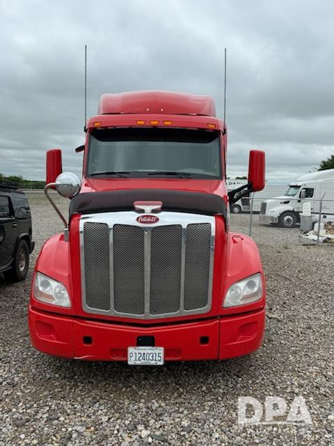 Image of Peterbilt 579 equipment image 1