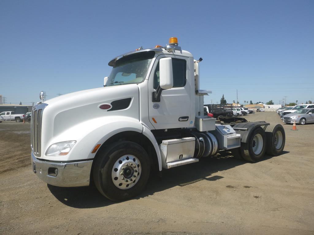 Image of Peterbilt 579 Primary image