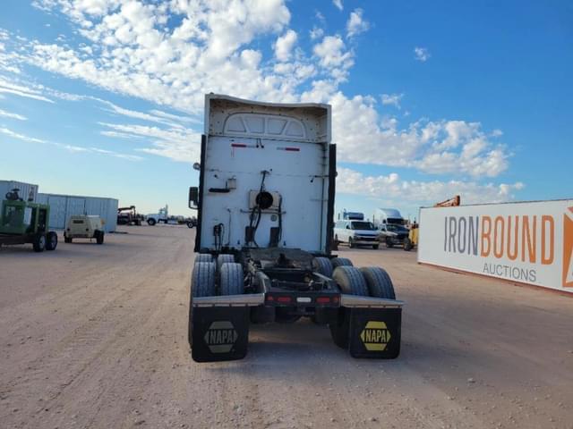Image of Peterbilt 579 equipment image 3