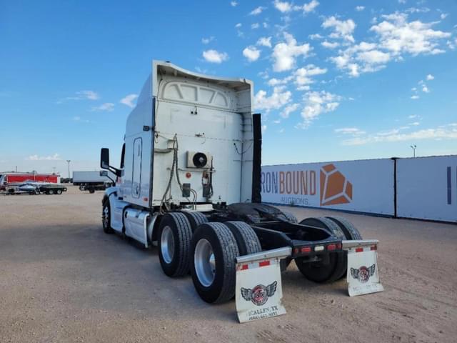 Image of Peterbilt 579 equipment image 2