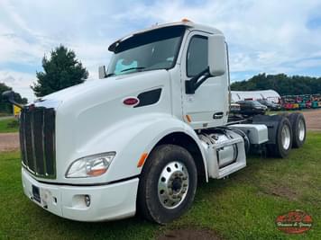 Main image Peterbilt 579