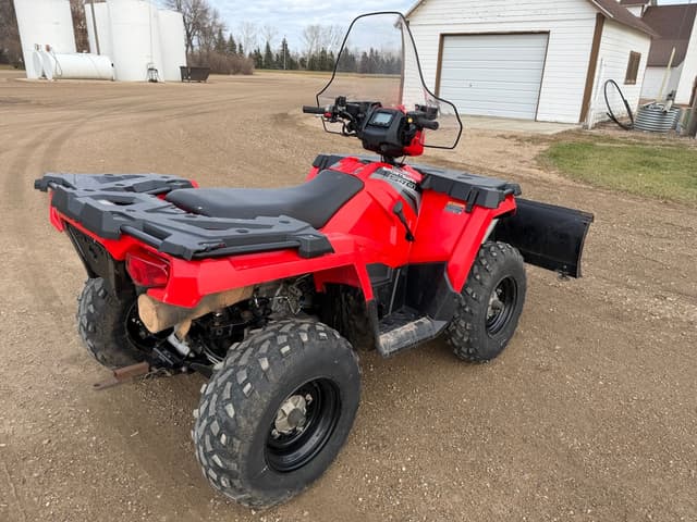Image of Polaris Sportsman 570 equipment image 4