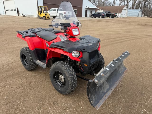 Image of Polaris Sportsman 570 equipment image 2