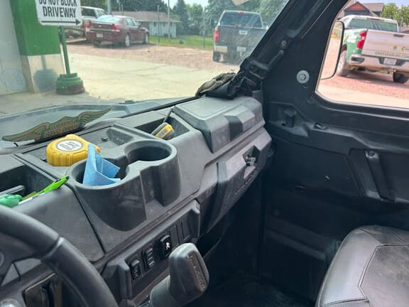 Image of Polaris Ranger XP 1000 equipment image 3