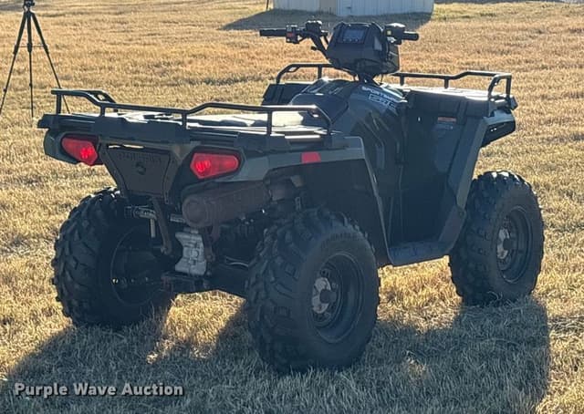 Image of Polaris Sportsman 570 equipment image 4