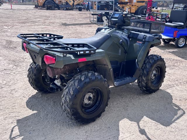 Image of Polaris Sportsman 570 equipment image 2