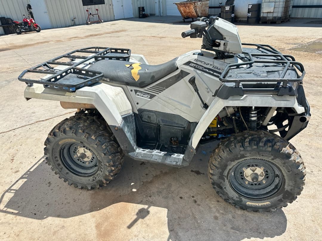 Image of Polaris Sportsman 570 EPS Utility Image 0