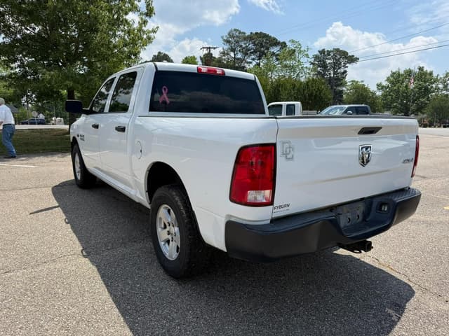 Image of Dodge Ram 1500 equipment image 3