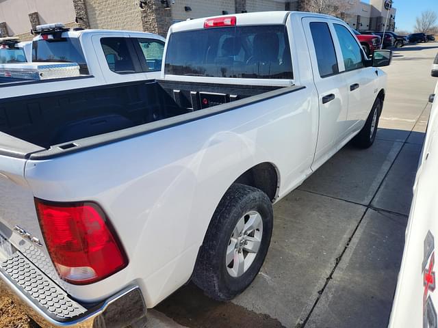 Image of Dodge Ram 1500 equipment image 3