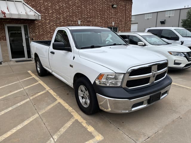 Image of Dodge Ram 1500 equipment image 3