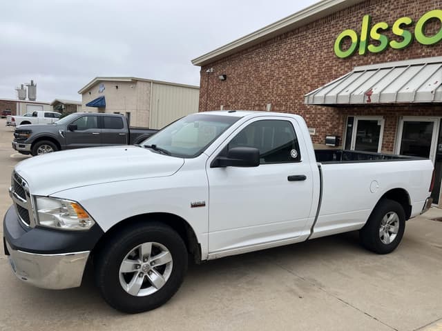 Image of Dodge Ram 1500 equipment image 4