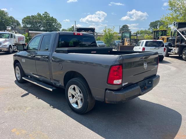Image of Dodge Ram 1500 equipment image 2