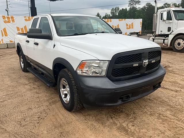 Image of Dodge Ram 1500 equipment image 2