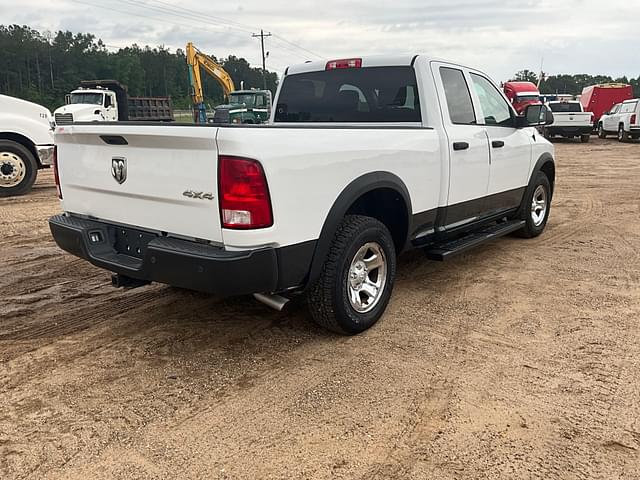 Image of Dodge Ram 1500 equipment image 4