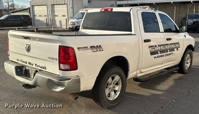 Image of Dodge Ram 1500 equipment image 4