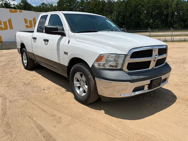 Image of Dodge Ram 1500 equipment image 2