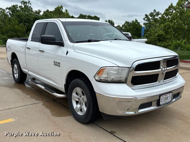 Image of Dodge Ram 1500 equipment image 2