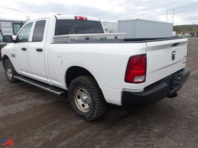 Image of Dodge Ram 1500 equipment image 2